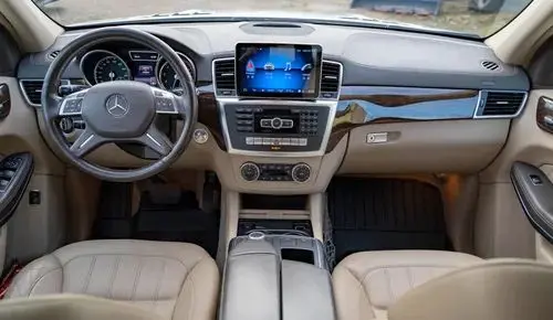 MERCEDES-BENZ GL 