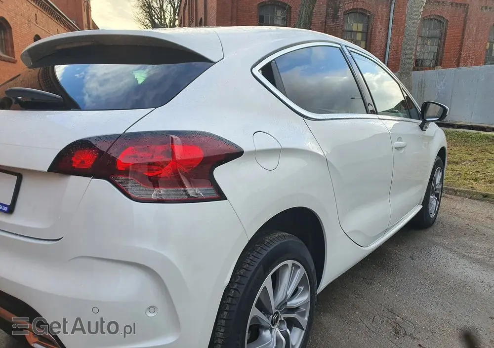 CITROËN DS4 PureTech 130 Stop&Start SoChic