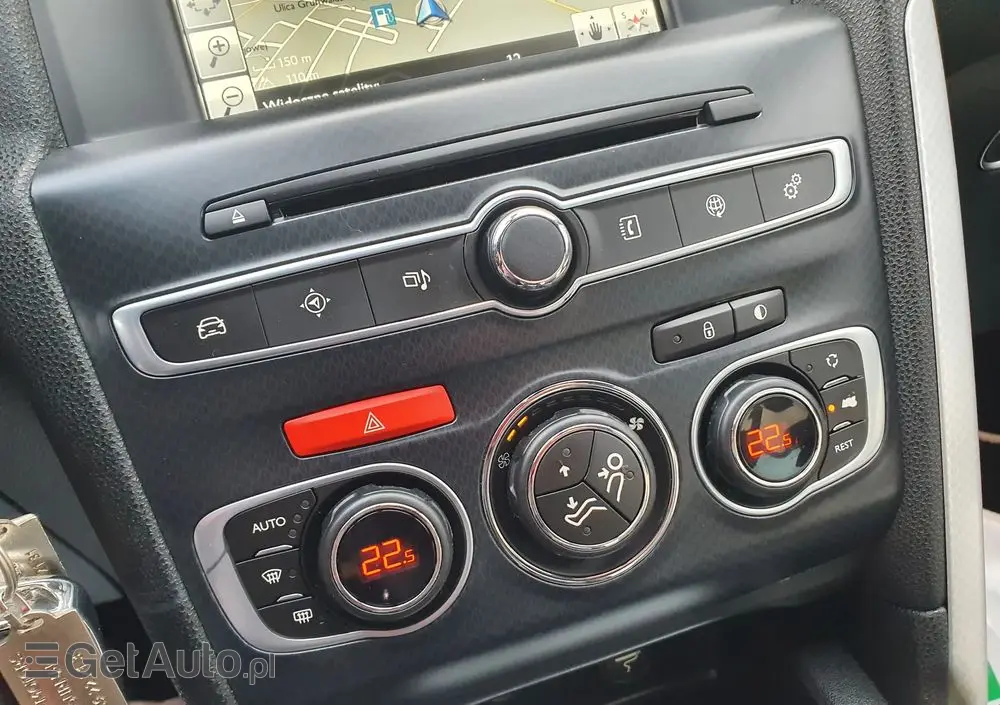 CITROËN DS4 PureTech 130 Stop&Start SoChic