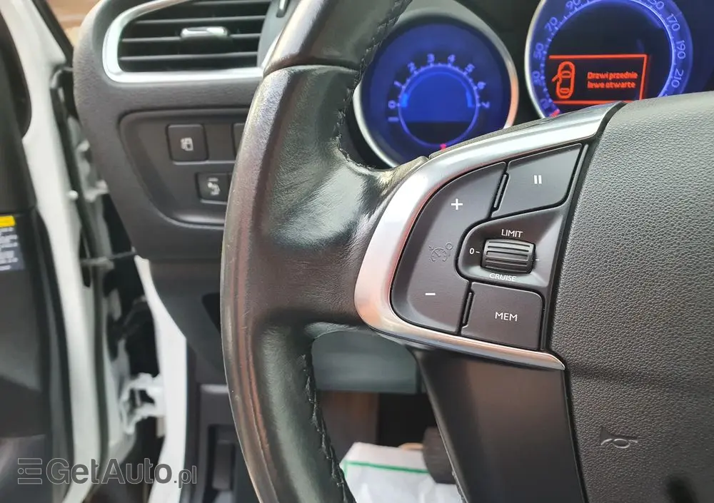 CITROËN DS4 PureTech 130 Stop&Start SoChic