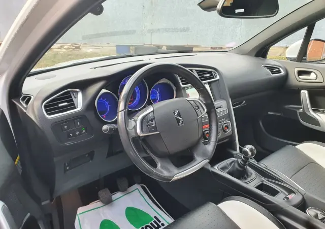 CITROËN DS4 PureTech 130 Stop&Start SoChic