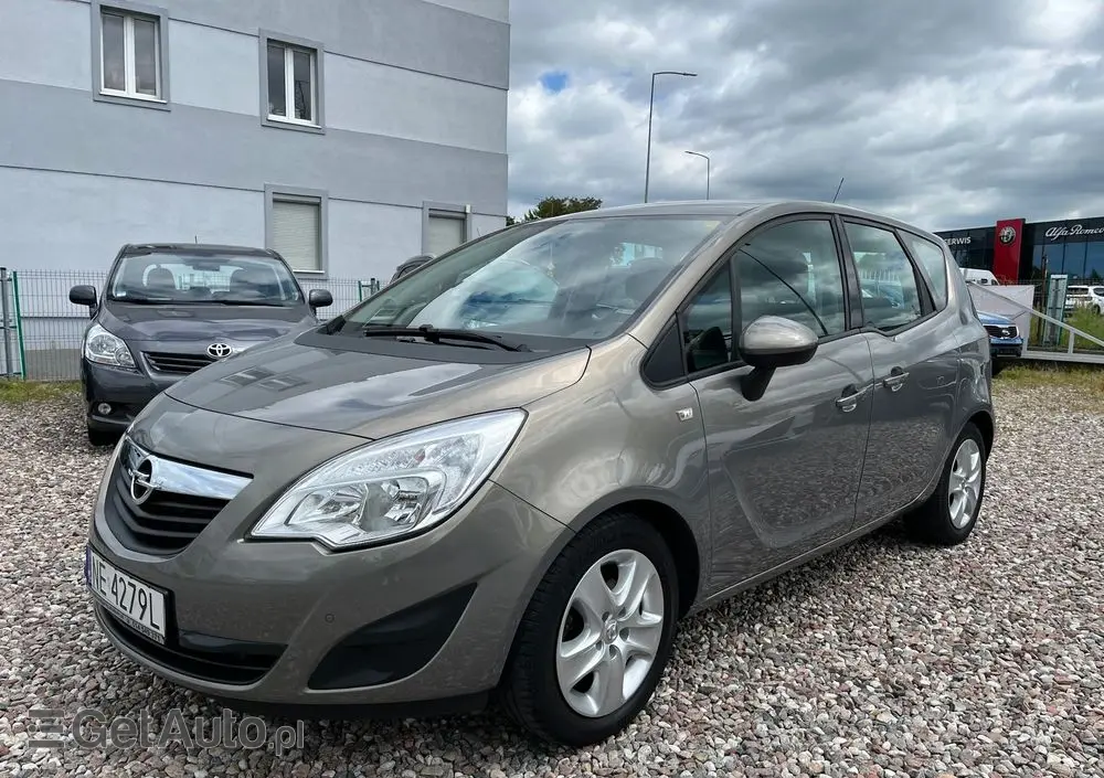 OPEL Meriva 