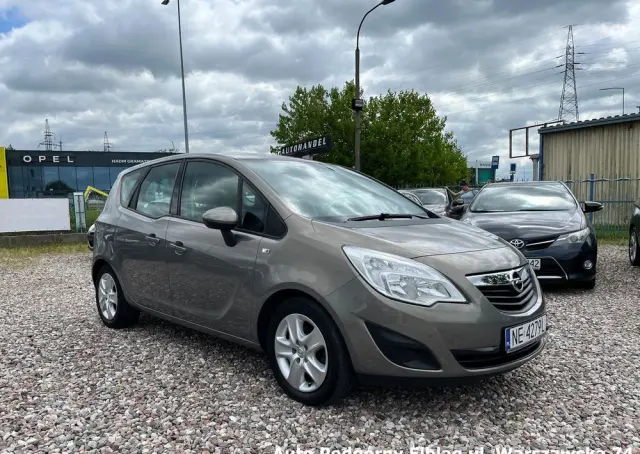 OPEL Meriva 