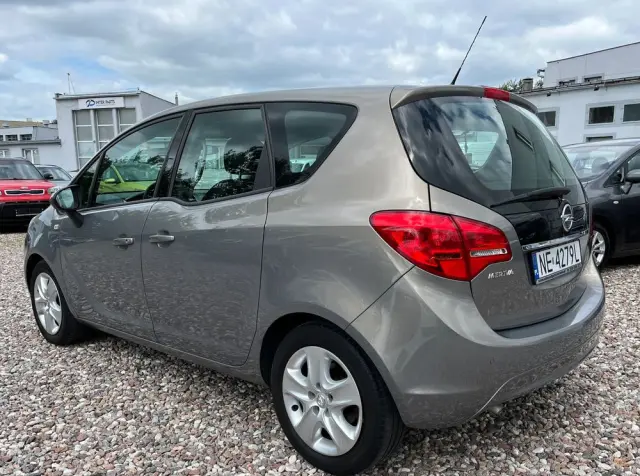 OPEL Meriva 