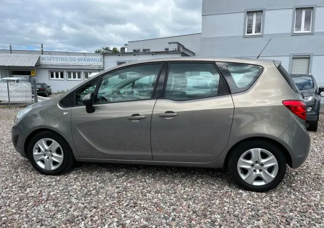 OPEL Meriva 