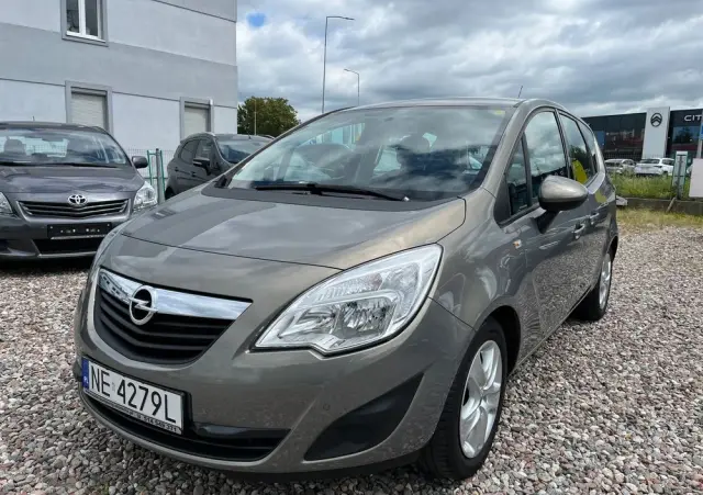 OPEL Meriva 