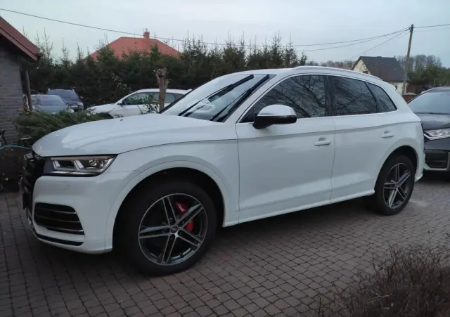 AUDI SQ5 