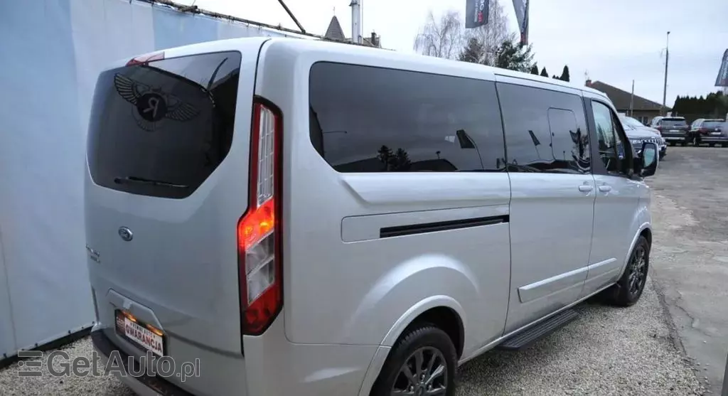 FORD Tourneo Custom 