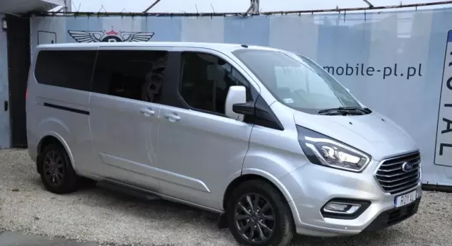 FORD Tourneo Custom 