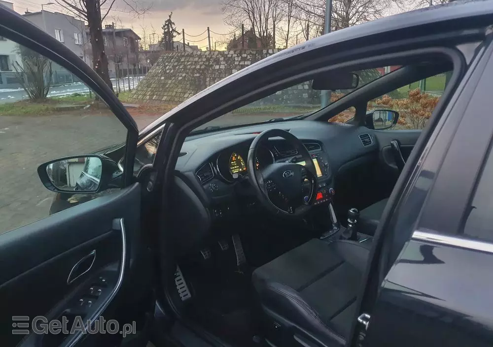 KIA Ceed Cee'd 1.6 T-GDI GT XL