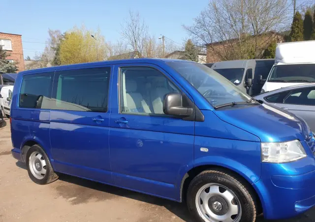 VOLKSWAGEN Multivan L1 Trendline