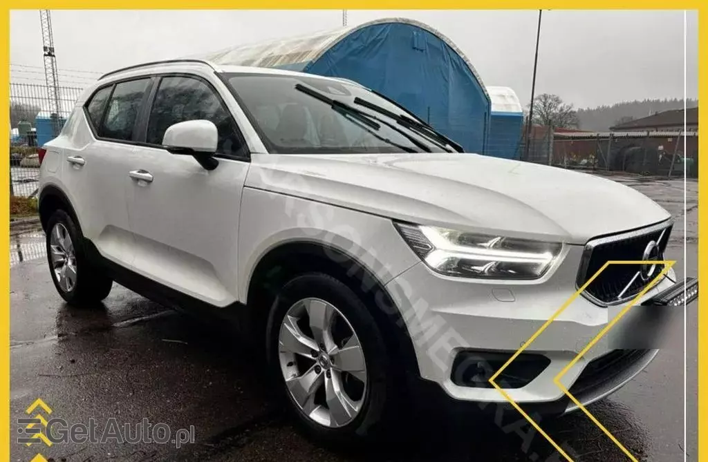 VOLVO Xc 40 