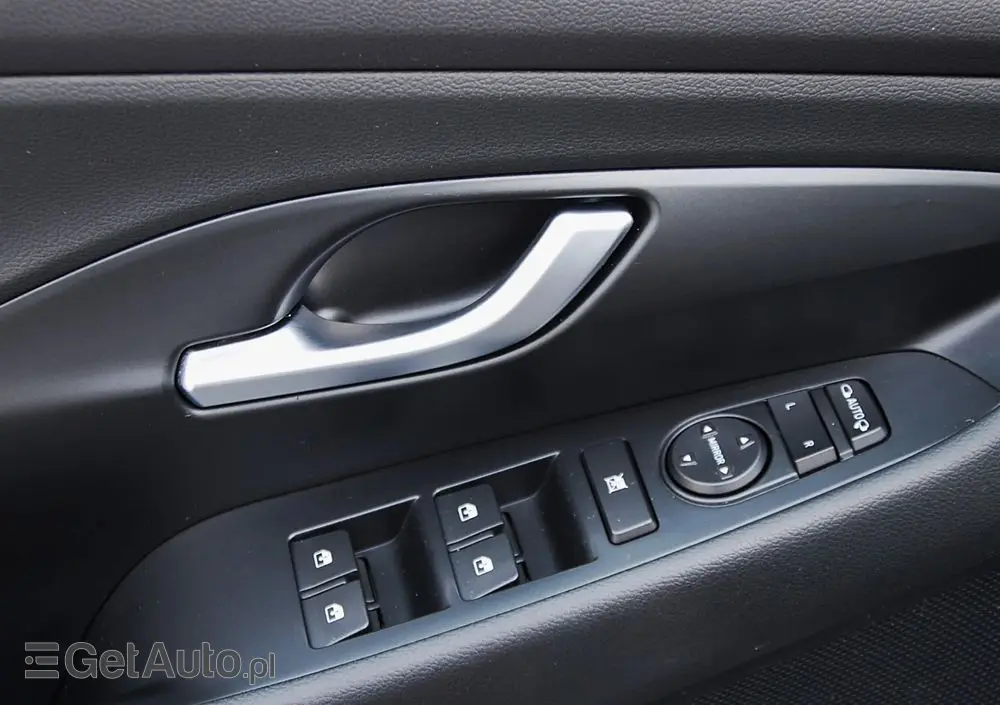 HYUNDAI I30 1.0 T-GDI Modern