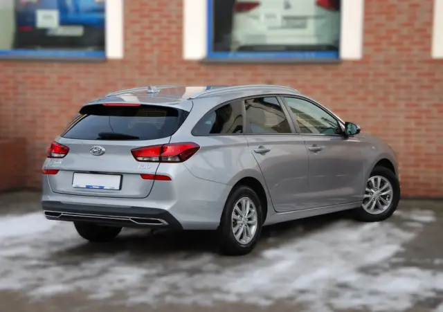 HYUNDAI I30 1.0 T-GDI Modern