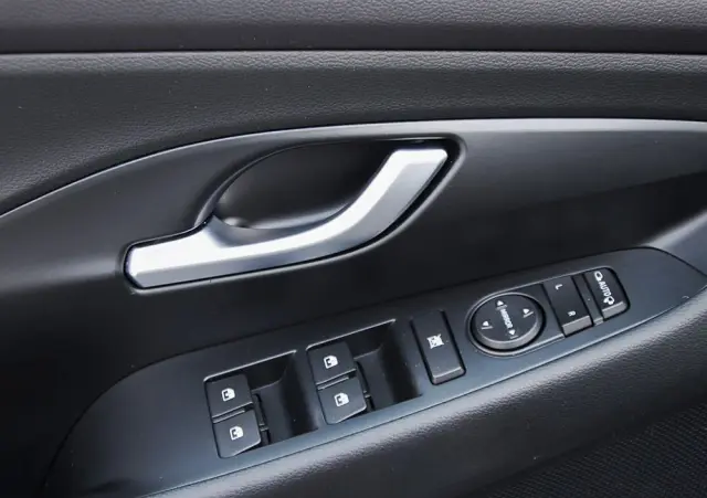 HYUNDAI I30 1.0 T-GDI Modern