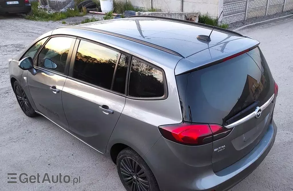 OPEL Zafira 