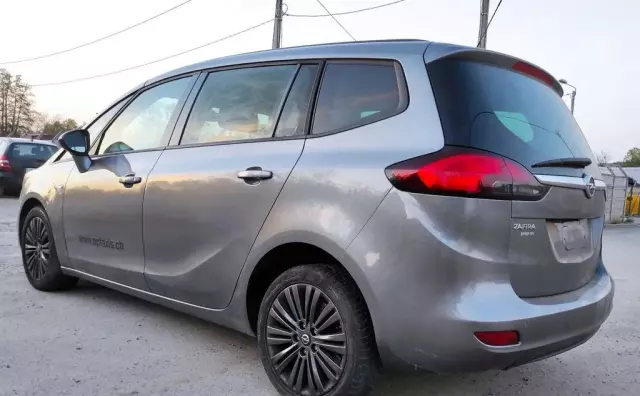 OPEL Zafira 