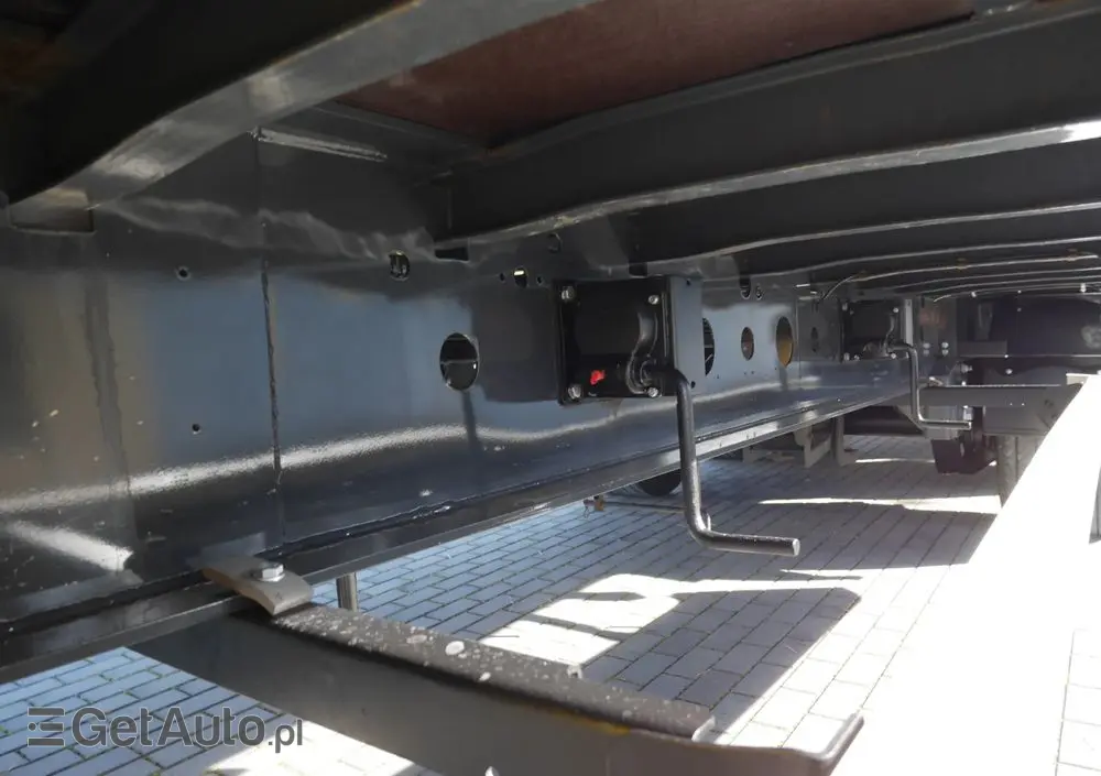 WIELTON MEGA/ OŚ PODNOSZONA/ STAN IDEALNY 