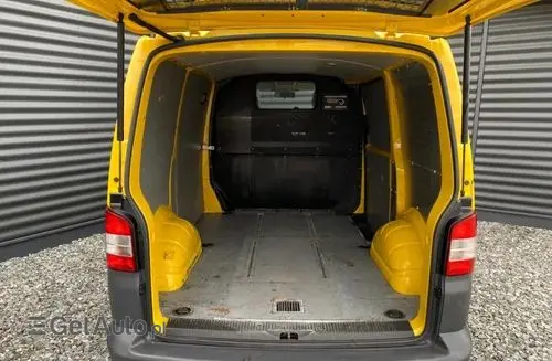 VOLKSWAGEN TRANSPORTER 
