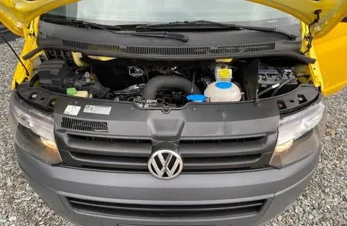 VOLKSWAGEN TRANSPORTER 
