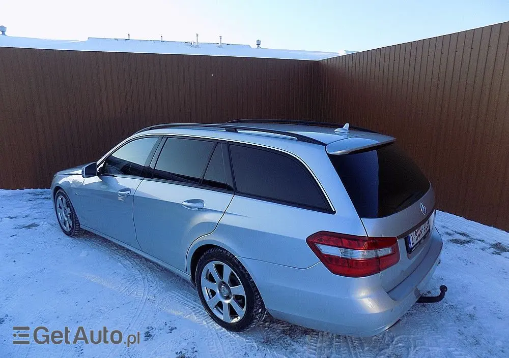 MERCEDES-BENZ Klasa E 200 CDI DPF BlueEFFICIENCY 7G-TRONIC Elegance