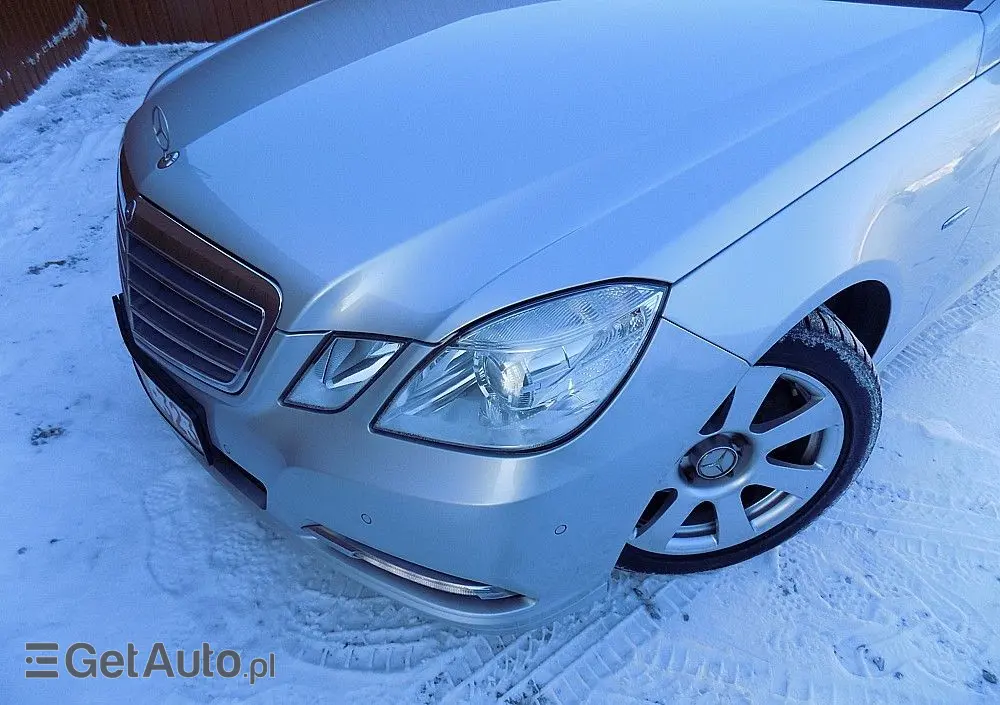 MERCEDES-BENZ Klasa E 200 CDI DPF BlueEFFICIENCY 7G-TRONIC Elegance