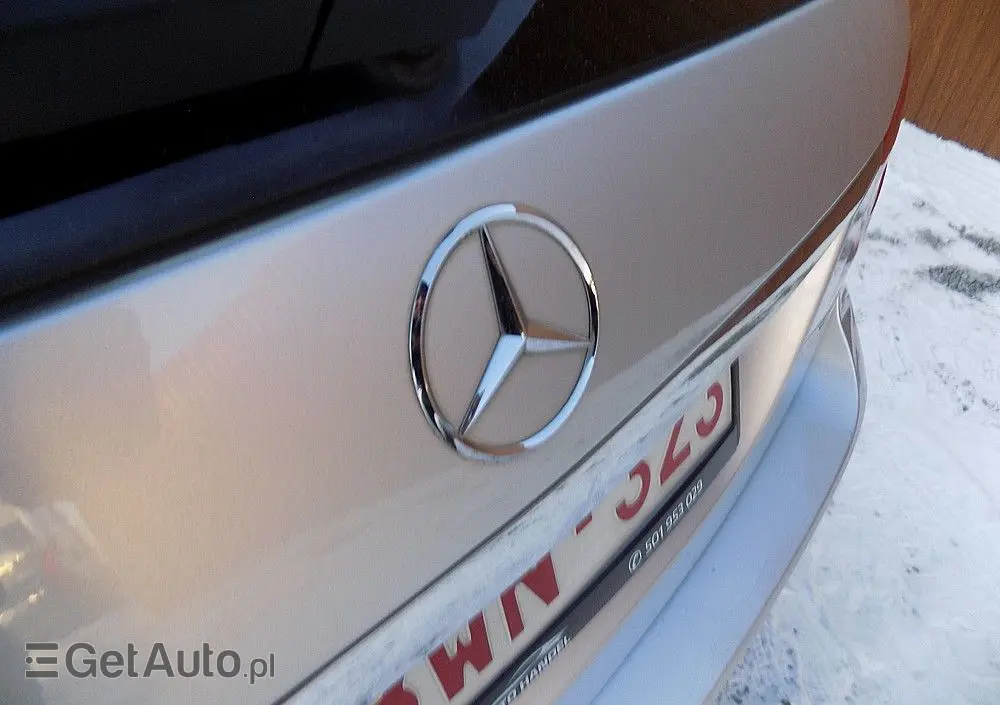 MERCEDES-BENZ Klasa E 200 CDI DPF BlueEFFICIENCY 7G-TRONIC Elegance