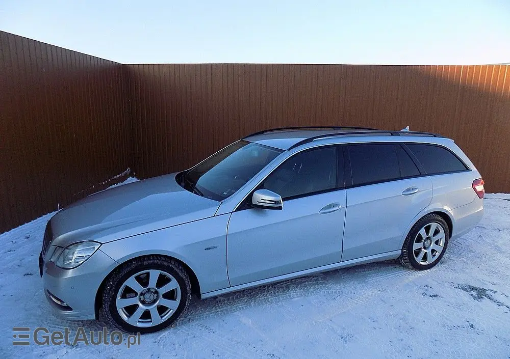 MERCEDES-BENZ Klasa E 200 CDI DPF BlueEFFICIENCY 7G-TRONIC Elegance