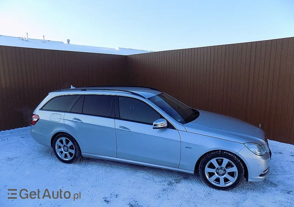 MERCEDES-BENZ Klasa E 200 CDI DPF BlueEFFICIENCY 7G-TRONIC Elegance