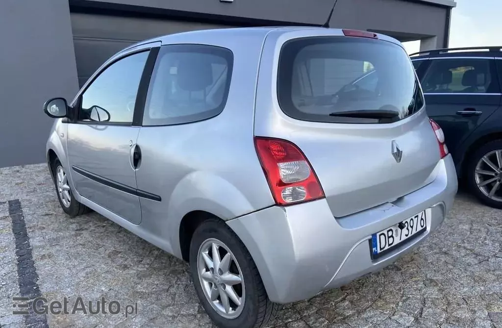 RENAULT Twingo 