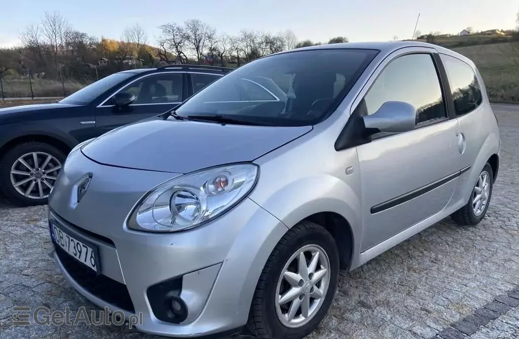 RENAULT Twingo 