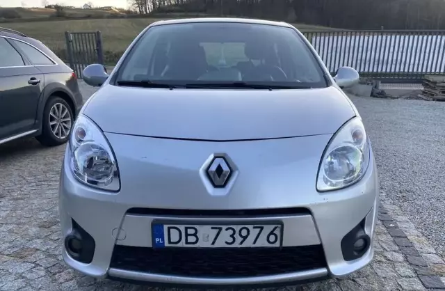 RENAULT Twingo 