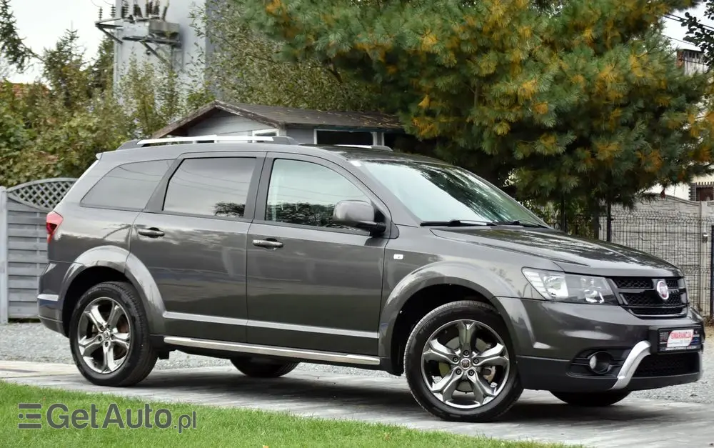 FIAT Freemont 2.0 Multijet 16V DPF Automatik Allrad Cross