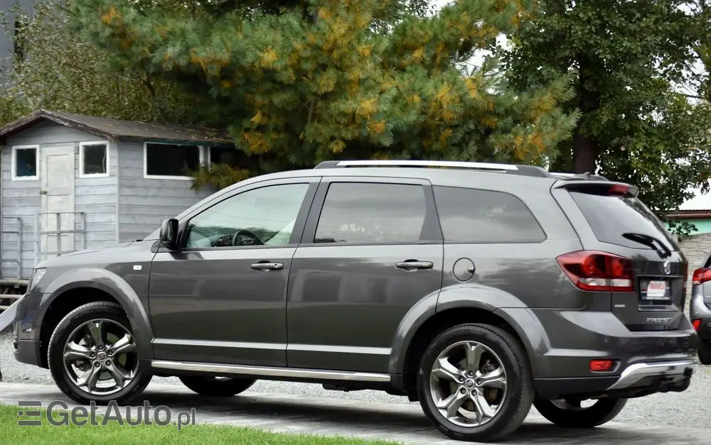 FIAT Freemont 2.0 Multijet 16V DPF Automatik Allrad Cross