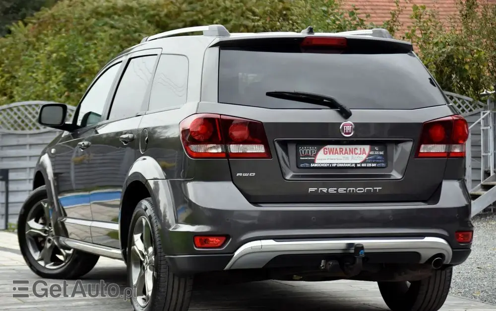 FIAT Freemont 2.0 Multijet 16V DPF Automatik Allrad Cross