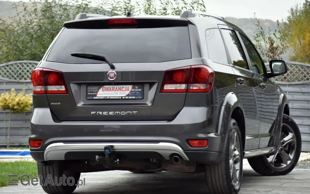 FIAT Freemont 2.0 Multijet 16V DPF Automatik Allrad Cross