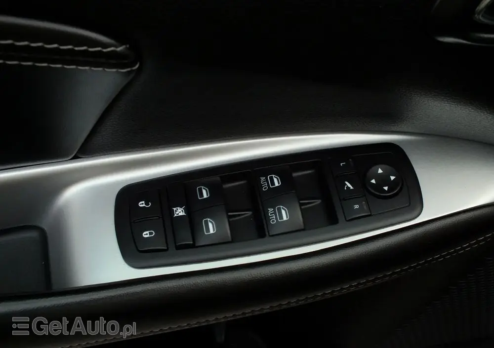 FIAT Freemont 2.0 Multijet 16V DPF Automatik Allrad Cross