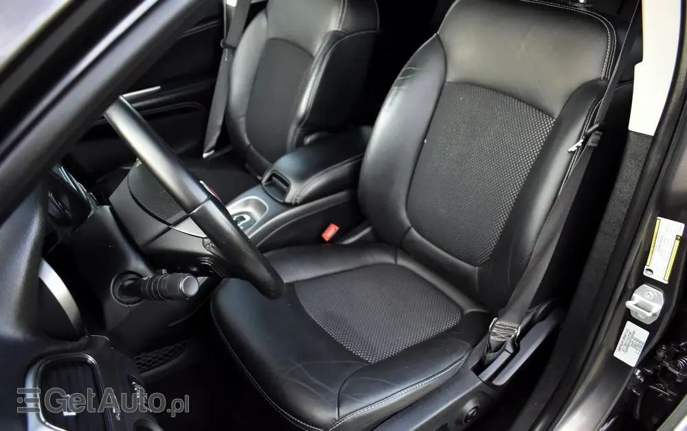 FIAT Freemont 2.0 Multijet 16V DPF Automatik Allrad Cross