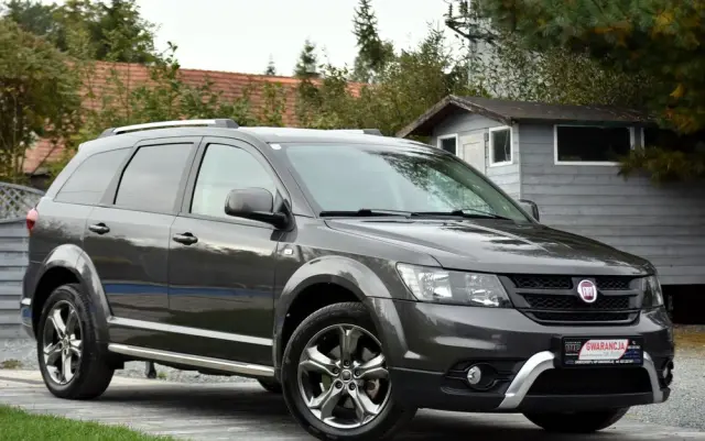 FIAT Freemont 2.0 Multijet 16V DPF Automatik Allrad Cross