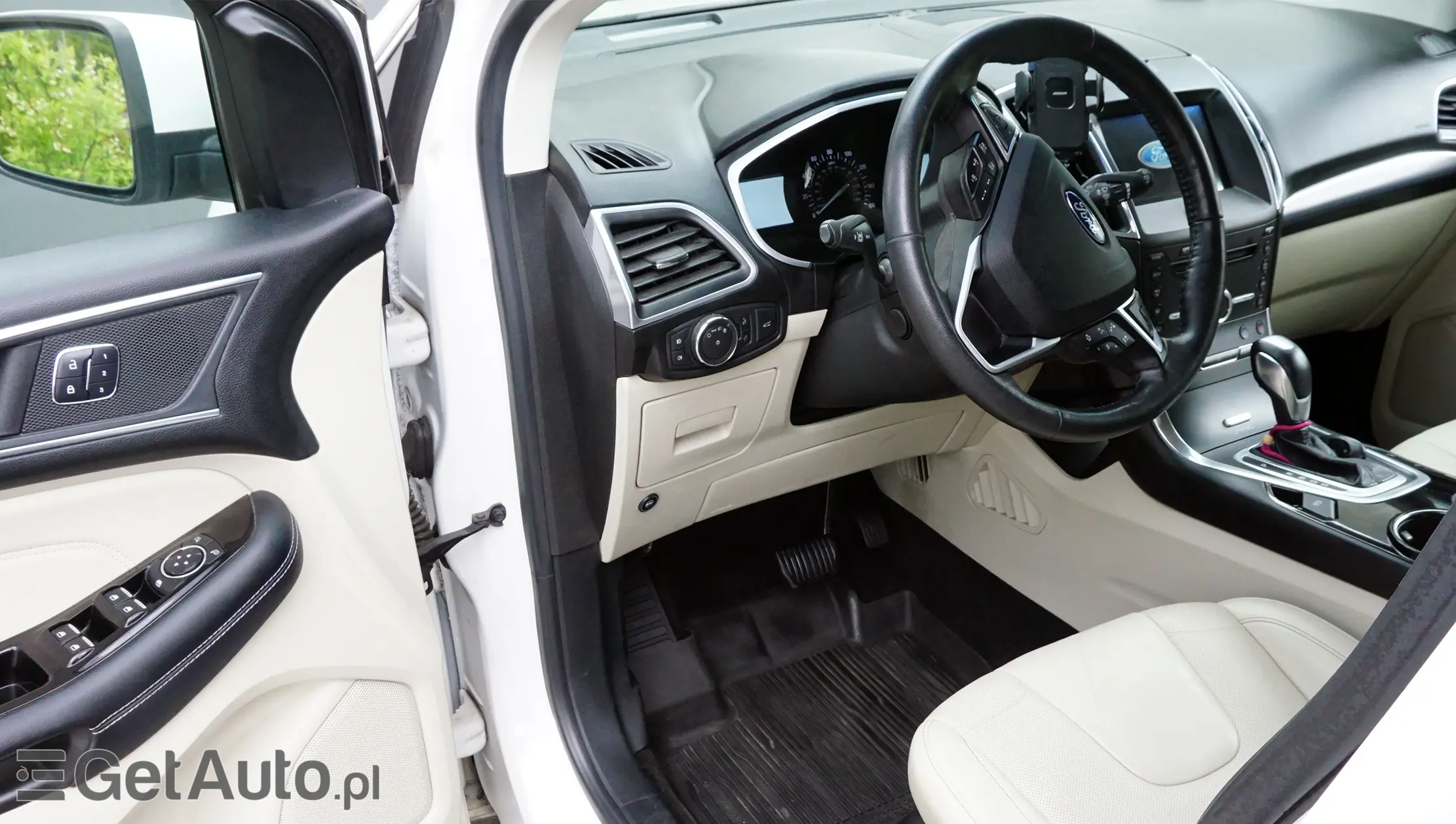 FORD Edge Titanium