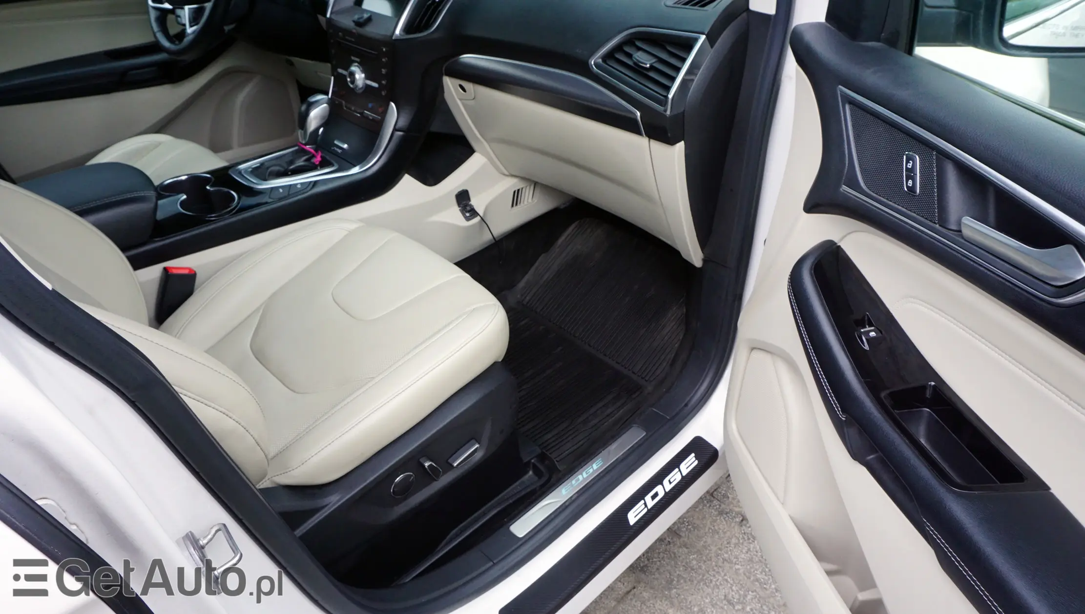 FORD Edge Titanium