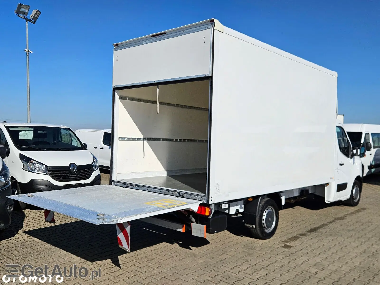 RENAULT Master L3H3 Business DBL