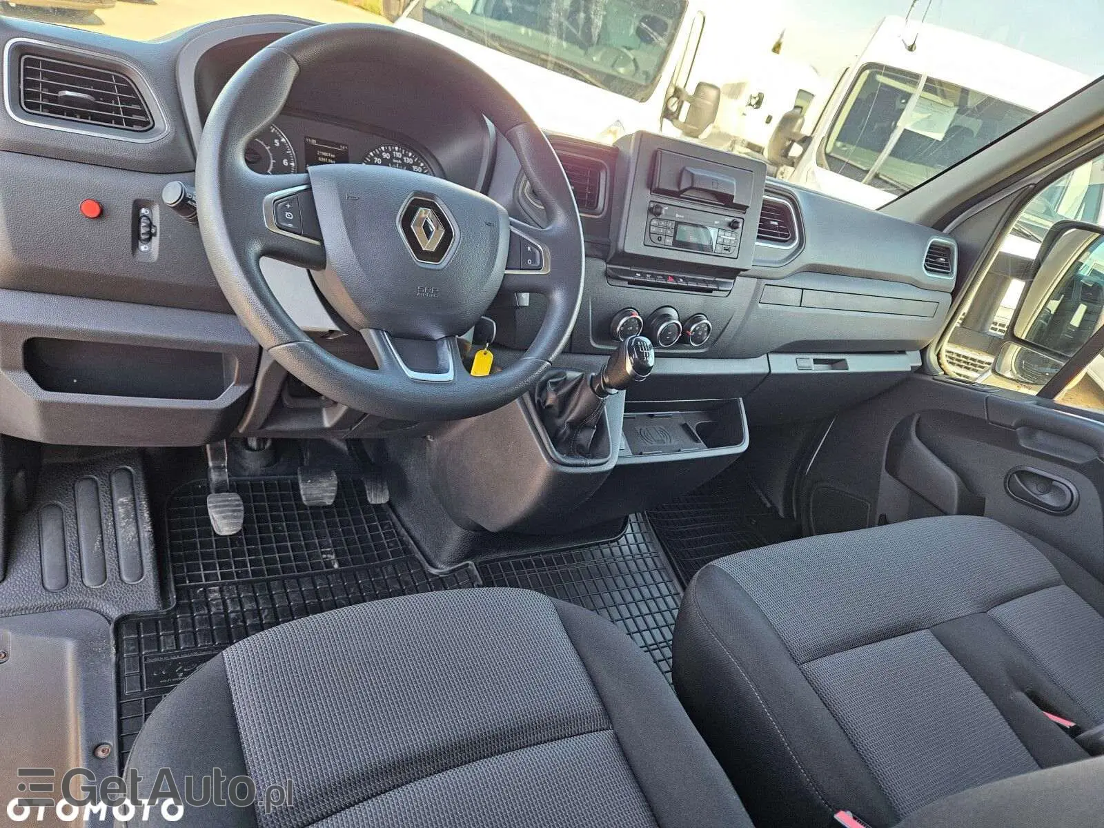 RENAULT Master L3H3 Business DBL