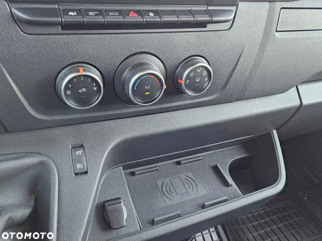 RENAULT Master L3H3 Business DBL