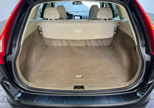 VOLVO XC 60 DRIVe Momentum