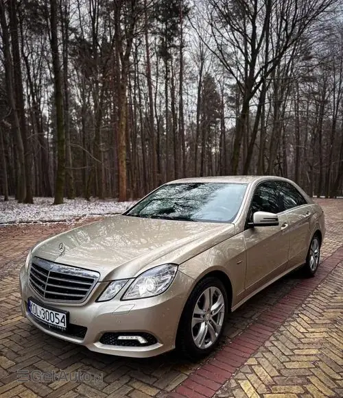 MERCEDES-BENZ Klasa E 