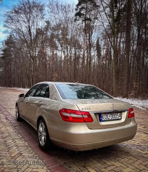 MERCEDES-BENZ Klasa E 