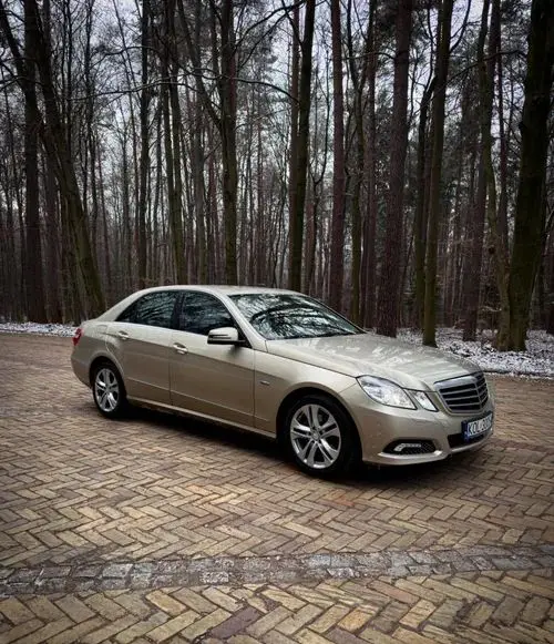 MERCEDES-BENZ Klasa E 