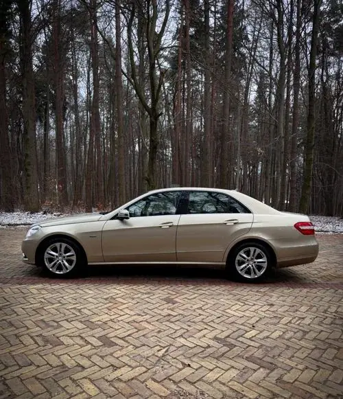 MERCEDES-BENZ Klasa E 