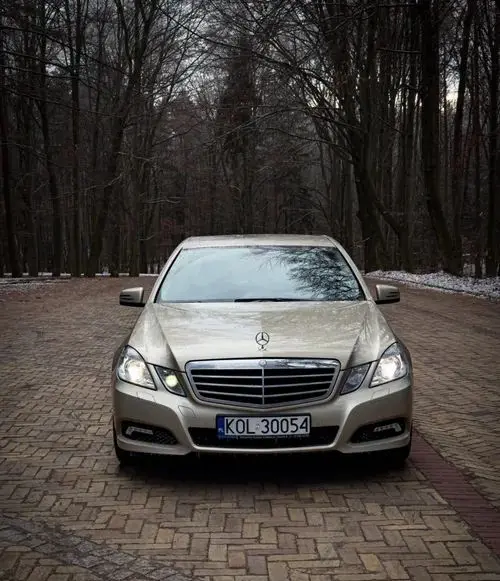 MERCEDES-BENZ Klasa E 